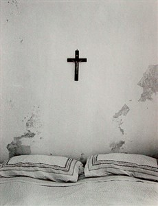 Image description is not available for 1997.042